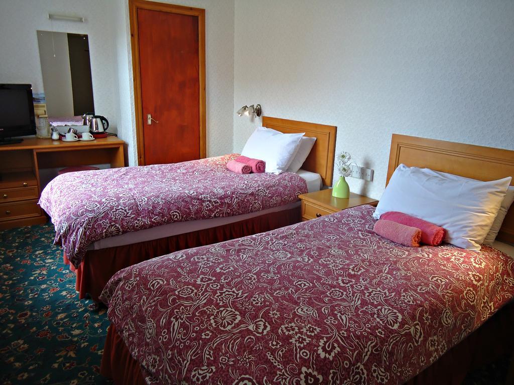 Cherry Blossom Inn Блекпул Екстериор снимка